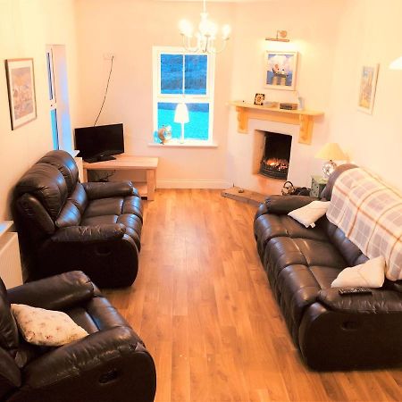 Doughbeg Beach Cottage マララニー エクステリア 写真