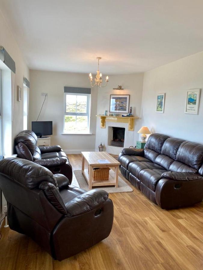 Doughbeg Beach Cottage マララニー エクステリア 写真