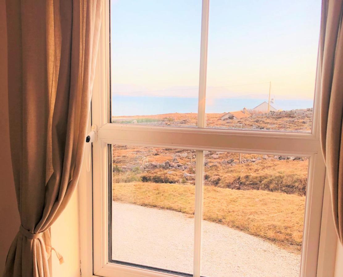Doughbeg Beach Cottage マララニー エクステリア 写真